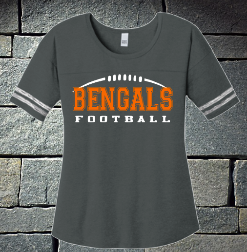 NEW District ladies tee - Football with laces